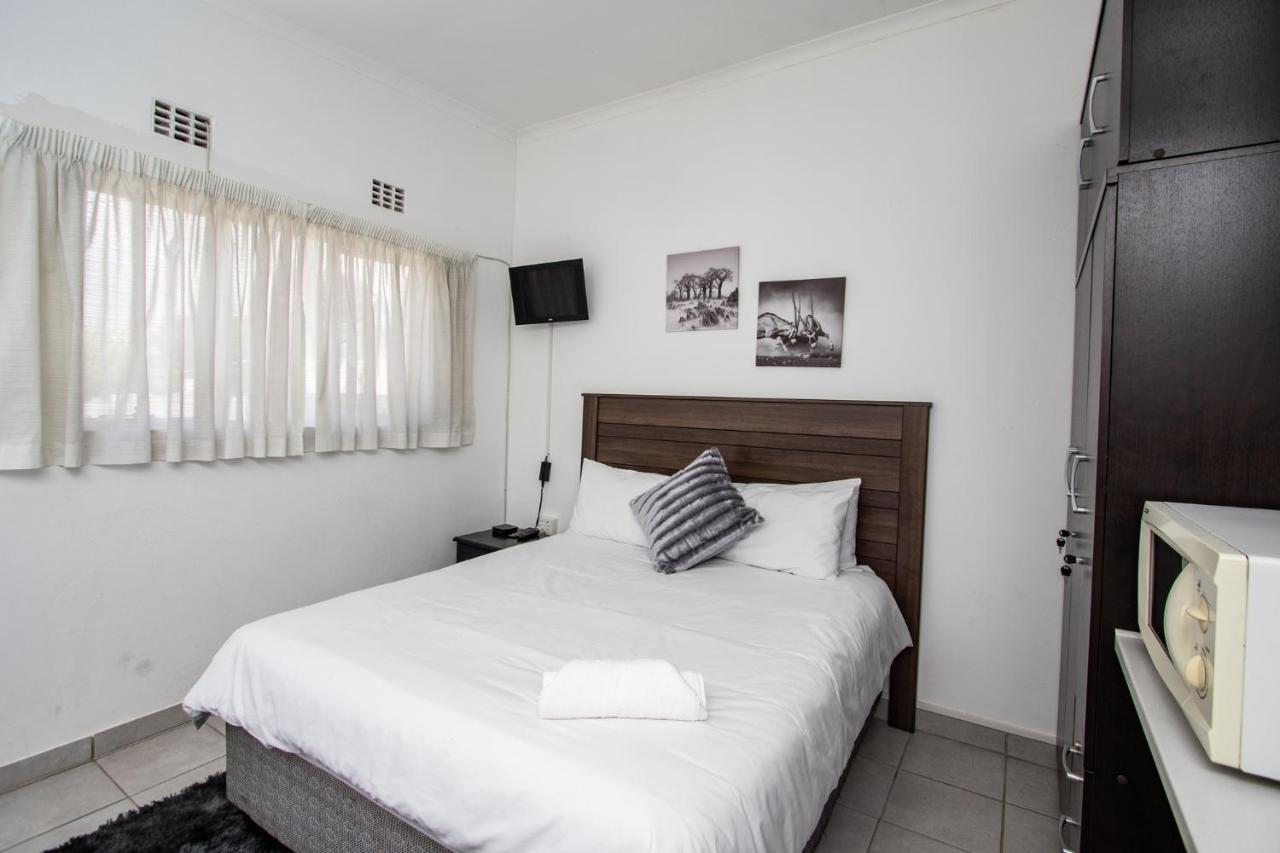 Willow Guest House Boksburg Extérieur photo