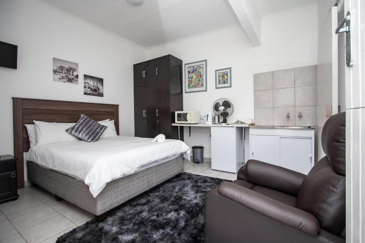 Willow Guest House Boksburg Extérieur photo
