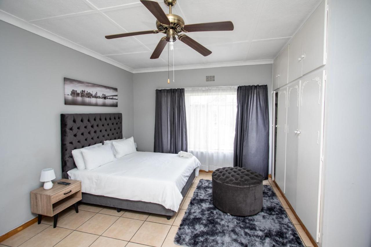Willow Guest House Boksburg Extérieur photo