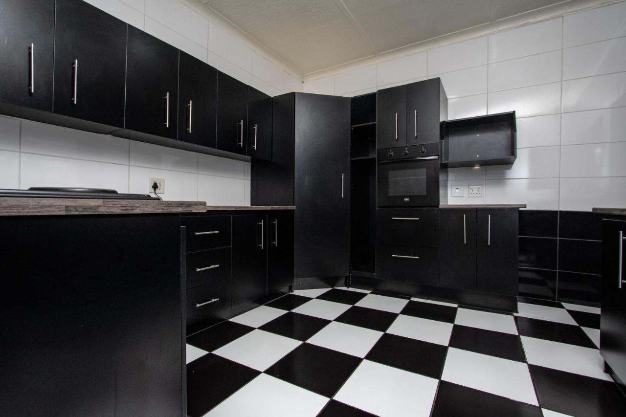 Willow Guest House Boksburg Extérieur photo