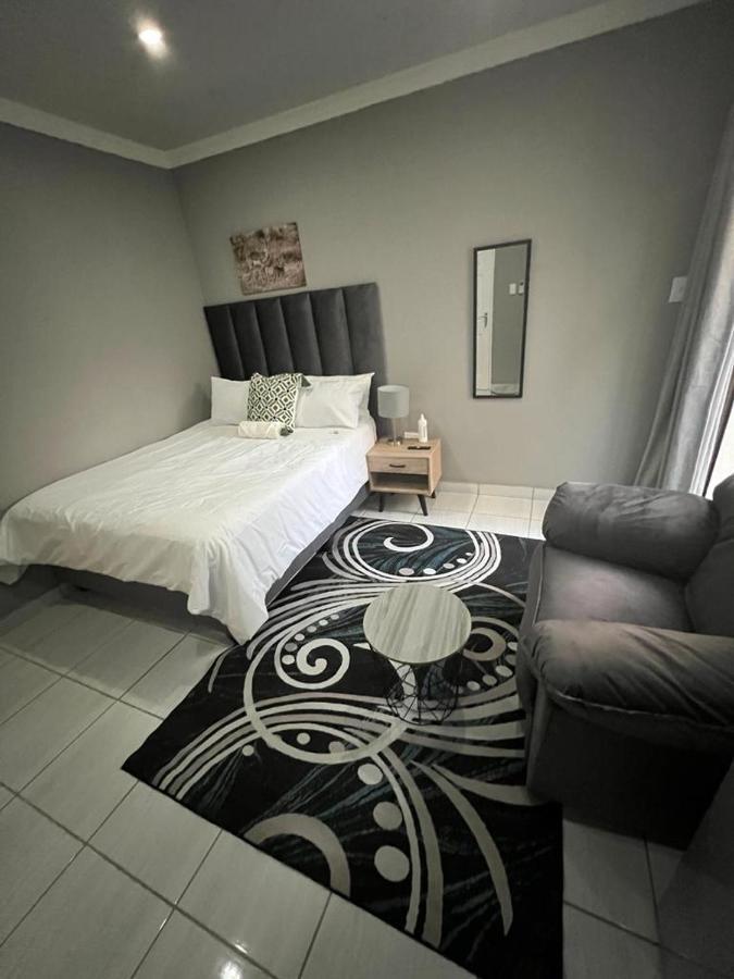 Willow Guest House Boksburg Extérieur photo