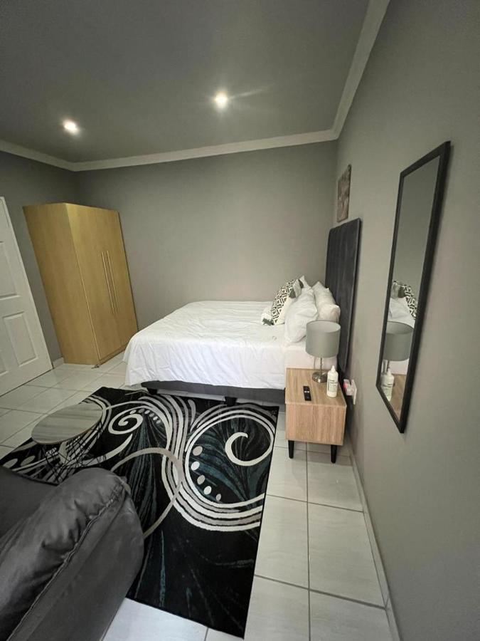 Willow Guest House Boksburg Extérieur photo